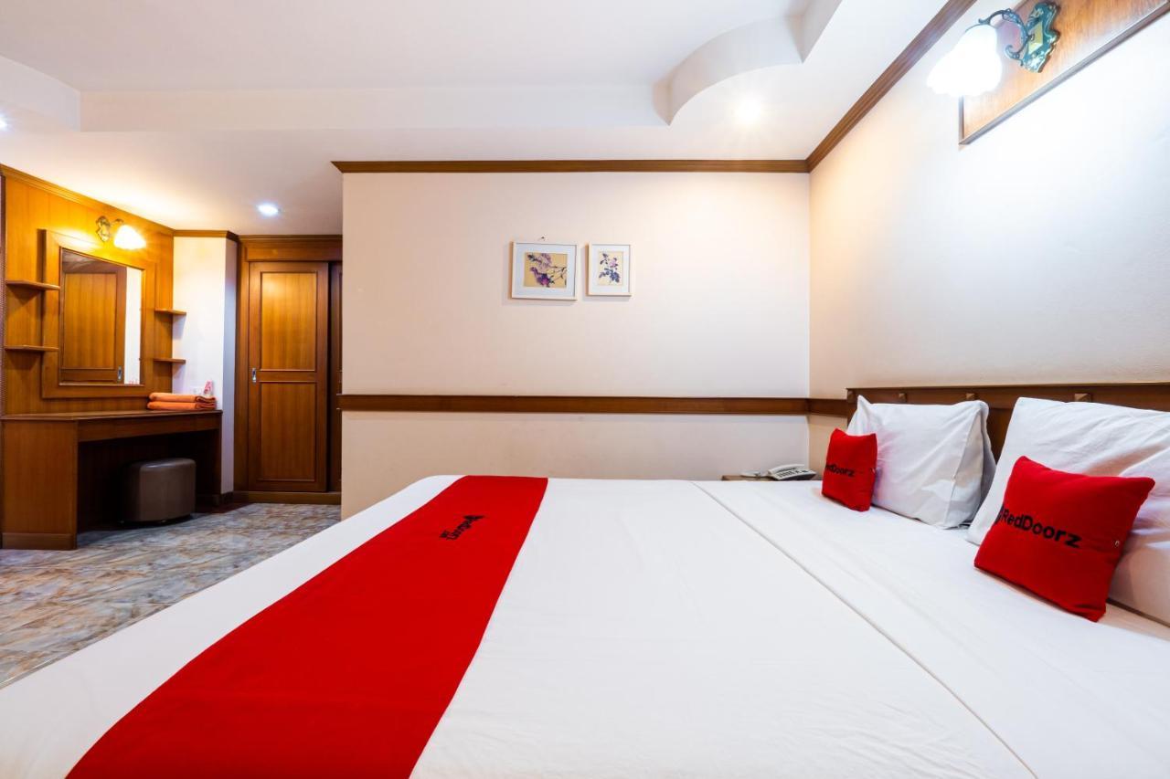 מלון Reddoorz Navin Mansion 3 פאטאיה מראה חיצוני תמונה