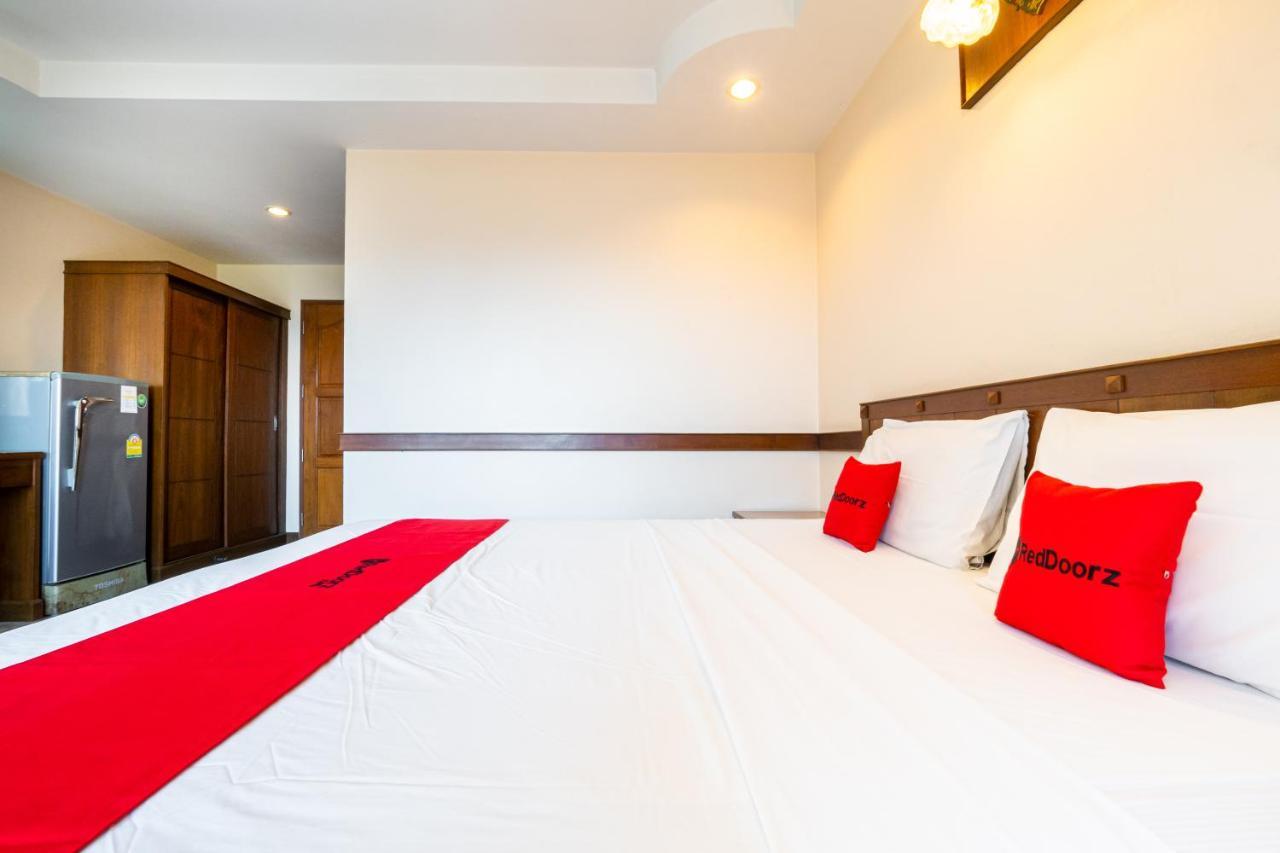מלון Reddoorz Navin Mansion 3 פאטאיה מראה חיצוני תמונה